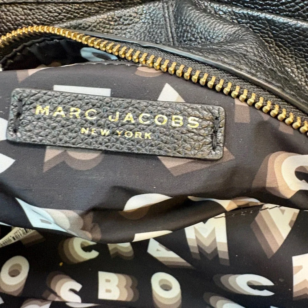 Marc Jacobs pebbled leather